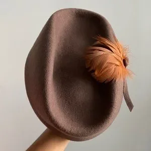Vintage | Accessories | Beautiful Vintage Brown Doeskin Felt  display picture 1